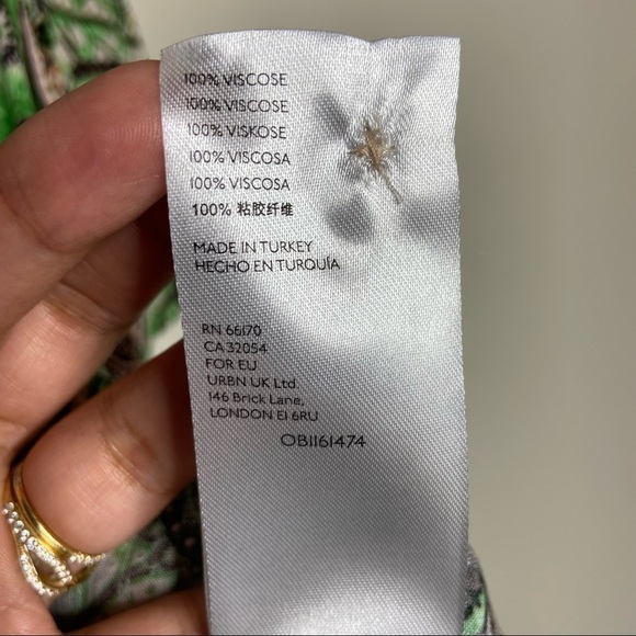 Anthropologie Maeve Blaise Short Sleeve Button Down Top 2 - Picture 6 of 7